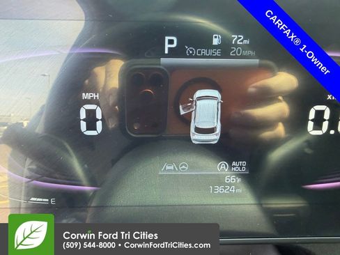 Used 2024 Kia Sportage EX image 14