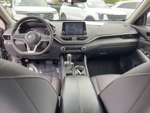 Used 2021 Nissan Altima 2.5 SV FWD image 18