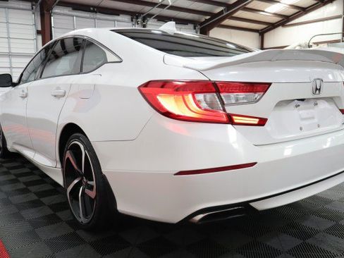Used 2018 Honda Accord Sport image 28