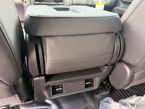 New 2026 Chevrolet Silverado 2500 W/T w/ WT Convenience Package AWD/4WD image 25