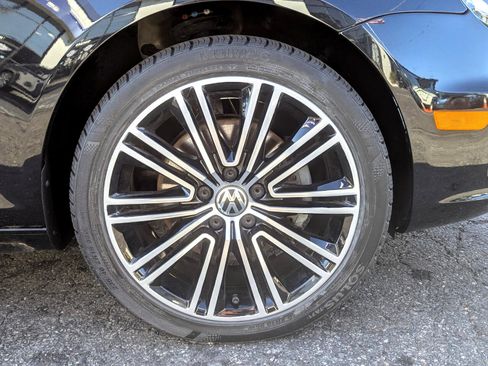 Used 2014 Volkswagen Eos image 57