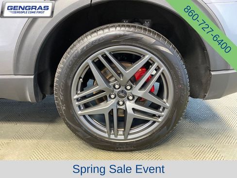 Used 2025 Ford Explorer ST-Line w/ ST-Line Street Pack AWD/4WD image 33