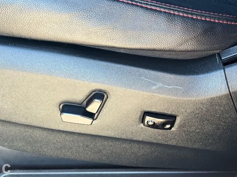 Used 2019 Dodge Grand Caravan GT image 10