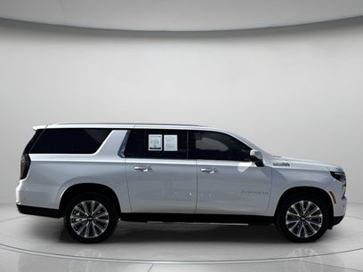 Used 2025 Chevrolet Suburban High Country