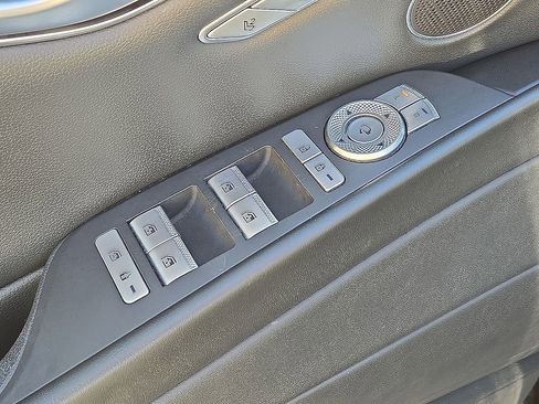 Used 2023 Genesis G80 2.5T image 20