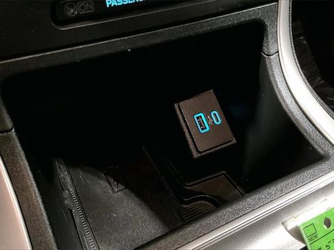 Certified 2024 Ford Edge SEL w/ Convenience Package image 26