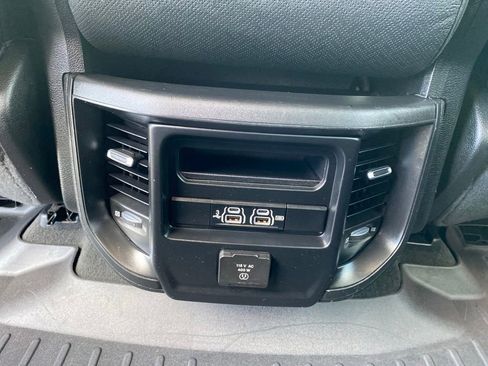 Used 2020 RAM 1500 Laramie AWD/4WD image 19