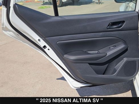 New 2025 Nissan Altima 2.5 SV image 18