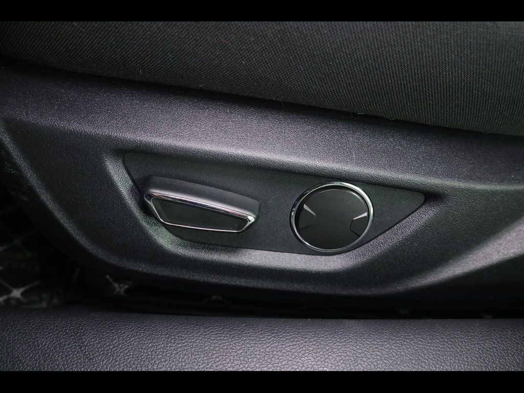 Used 2018 Ford Mustang GT RWD image 12