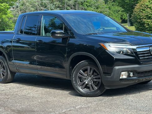 Used 2019 Honda Ridgeline Sport image 1
