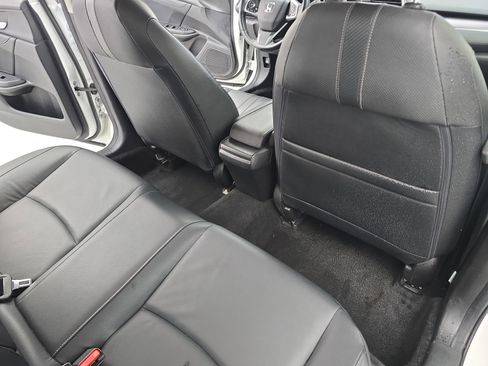 Used 2018 Honda Civic EX-L image 11