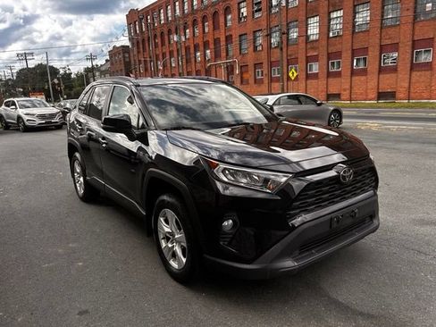 Used 2020 Toyota RAV4 XLE w/ All Weather Liner Package AWD/4WD image 3