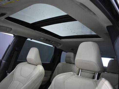Used 2023 INFINITI QX60 Luxe AWD/4WD image 18