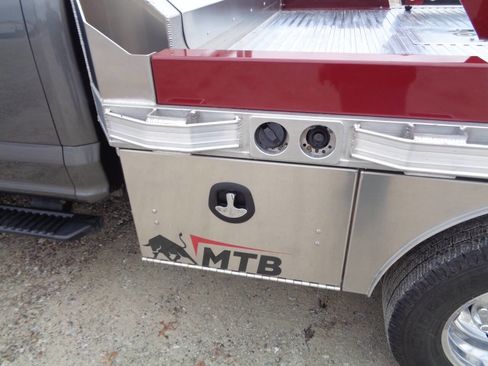 Used 2022 Ford F350 XL w/ STX Appearance Package image 10