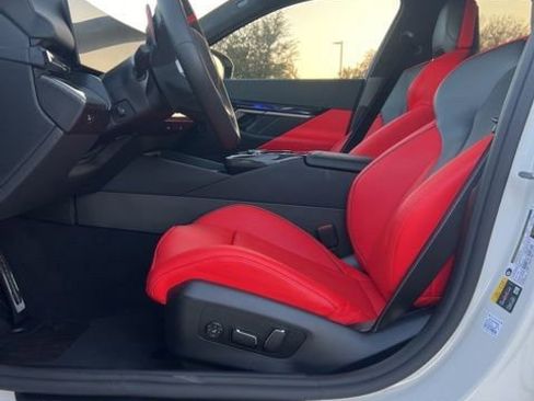 Used 2026 BMW M5 w/ Carbon Package image 13