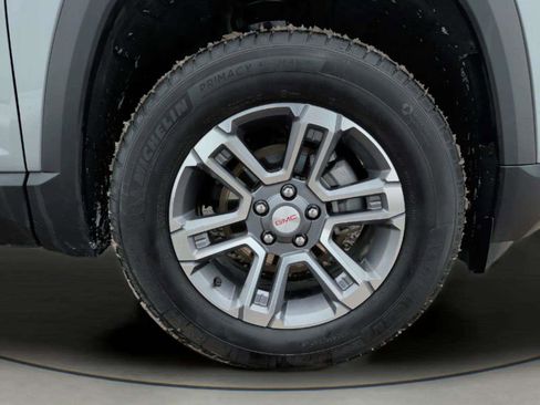 Used 2025 GMC Terrain Elevation image 21