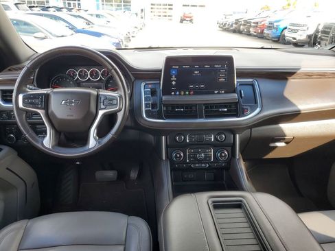 Used 2021 Chevrolet Tahoe Z71 w/ Z71 Signature Package image 24