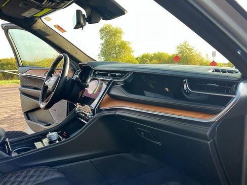 Used 2022 Jeep Grand Cherokee L Summit image 34