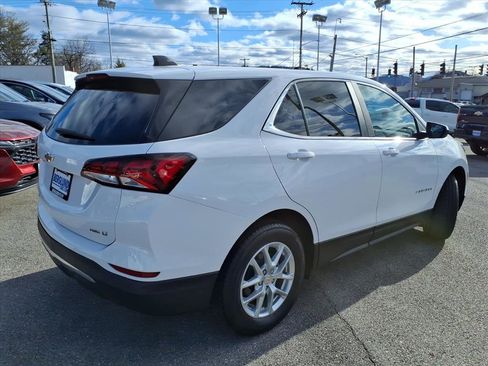 Used 2022 Chevrolet Equinox LT image 4