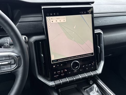 Used 2025 GMC Acadia Elevation image 24