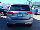 Used 2017 Jeep Grand Cherokee Overland w/ Jeep Active Safety Group image 5