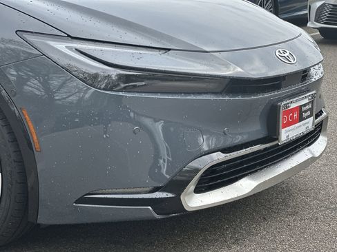 New 2026 Toyota Prius Plug-In Hybrid image 13
