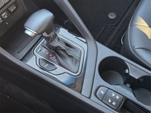 Used 2018 Kia Niro Touring image 20