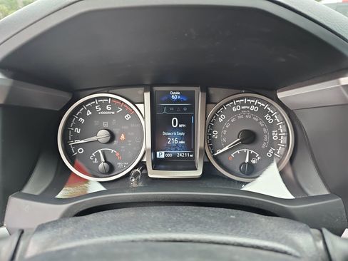 Used 2022 Toyota Tacoma SR5 image 19