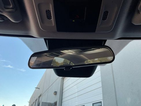 Used 2025 Toyota Camry LE image 17