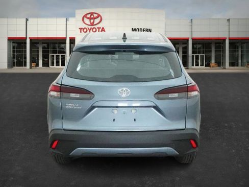 New 2026 Toyota Corolla Cross L image 18