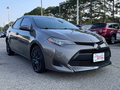 Used 2019 Toyota Corolla LE FWD image 4