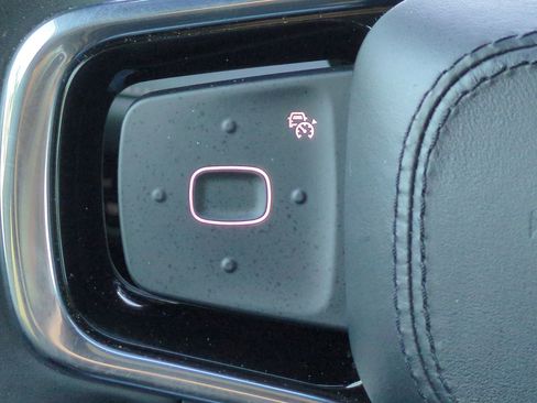 Certified 2024 Lincoln Nautilus Reserve w/ Jet Appearance Package (87T) image 24