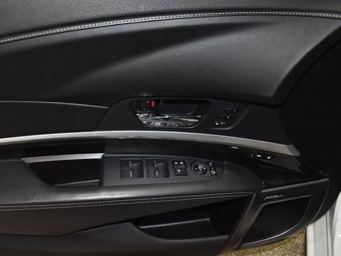 Used 2018 Acura RLX Sport Hybrid w/ Advance Pkg image 29