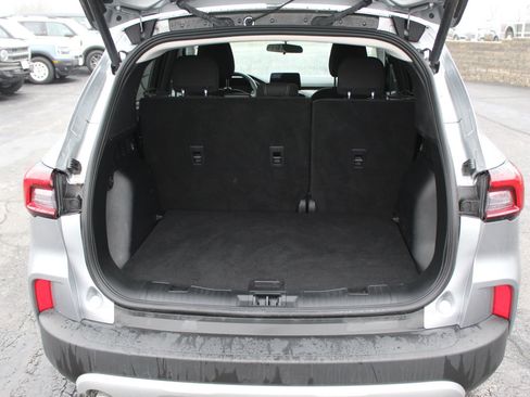 Used 2024 Ford Escape Active w/ Cold Weather Package image 16