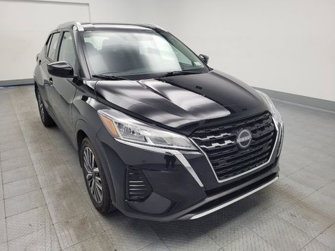 Used 2024 Nissan Kicks SV image 13