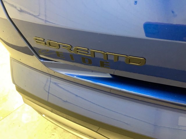 Used 2023 Kia Sorento S w/ Panoramic Sunroof Package FWD image 36