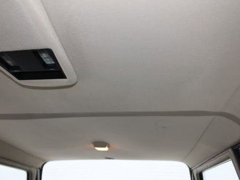 Used 1991 Jeep Grand Wagoneer image 54