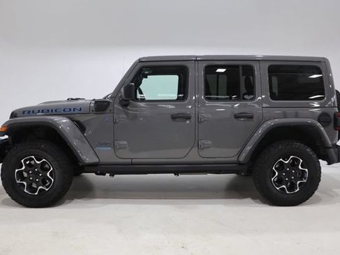 Used 2022 Jeep Wrangler Unlimited Rubicon 4xe w/ Dual Top Group AWD/4WD image 4
