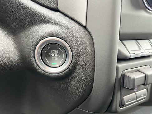 Used 2024 Chevrolet Silverado 1500 Custom w/ Dark Appearance Package image 17