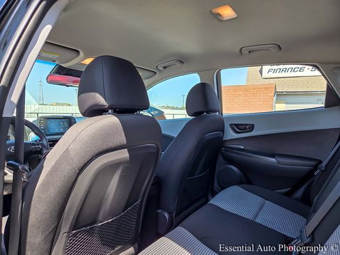 Used 2021 Hyundai Kona SE image 13