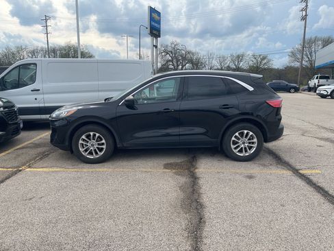 Used 2022 Ford Escape SE w/ Convenience Package image 2