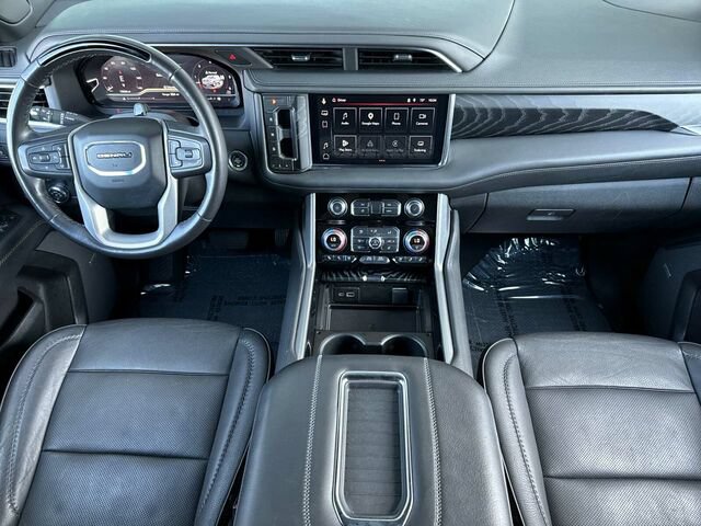 Used 2023 GMC Yukon XL Denali w/ Denali Reserve Package AWD/4WD image 15