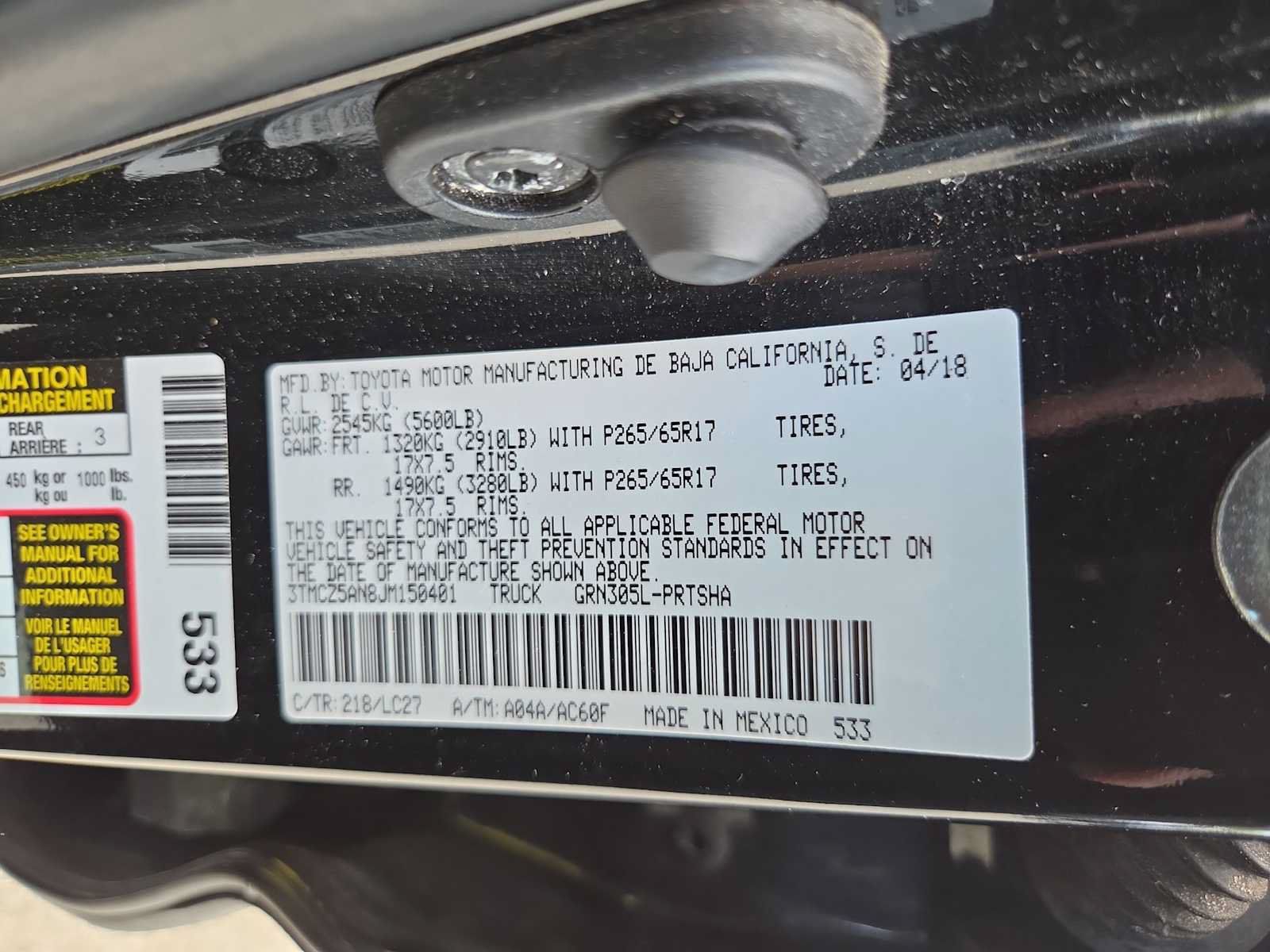 Used 2018 Toyota Tacoma TRD Sport AWD/4WD image 9