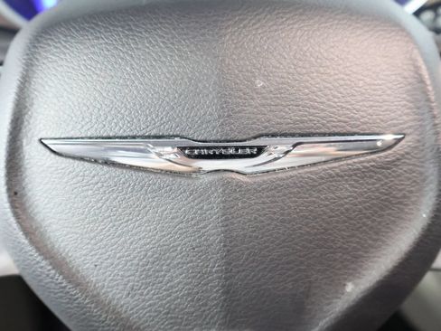Used 2023 Chrysler Voyager LX FWD image 33