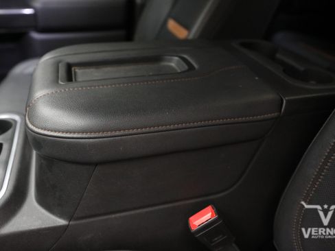 Used 2021 GMC Sierra 1500 AT4 w/ AT4 Preferred Package AWD/4WD image 15