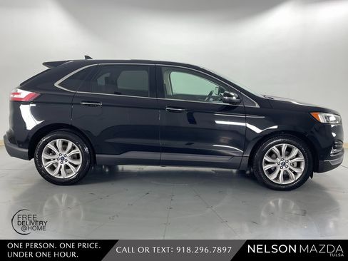 Used 2019 Ford Edge Titanium w/ Equipment Group 301A image 5