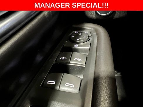 Used 2023 Chevrolet Tahoe Z71 AWD/4WD image 18