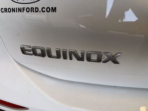 Used 2022 Chevrolet Equinox LS w/ LS Convenience Package AWD/4WD image 8