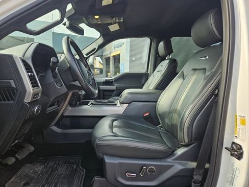 Used 2022 Ford F250 Platinum AWD/4WD image 6