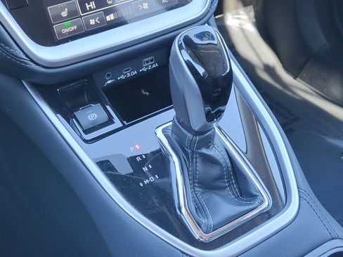 Certified 2025 Subaru Outback Premium w/ Popular Package #1A image 16